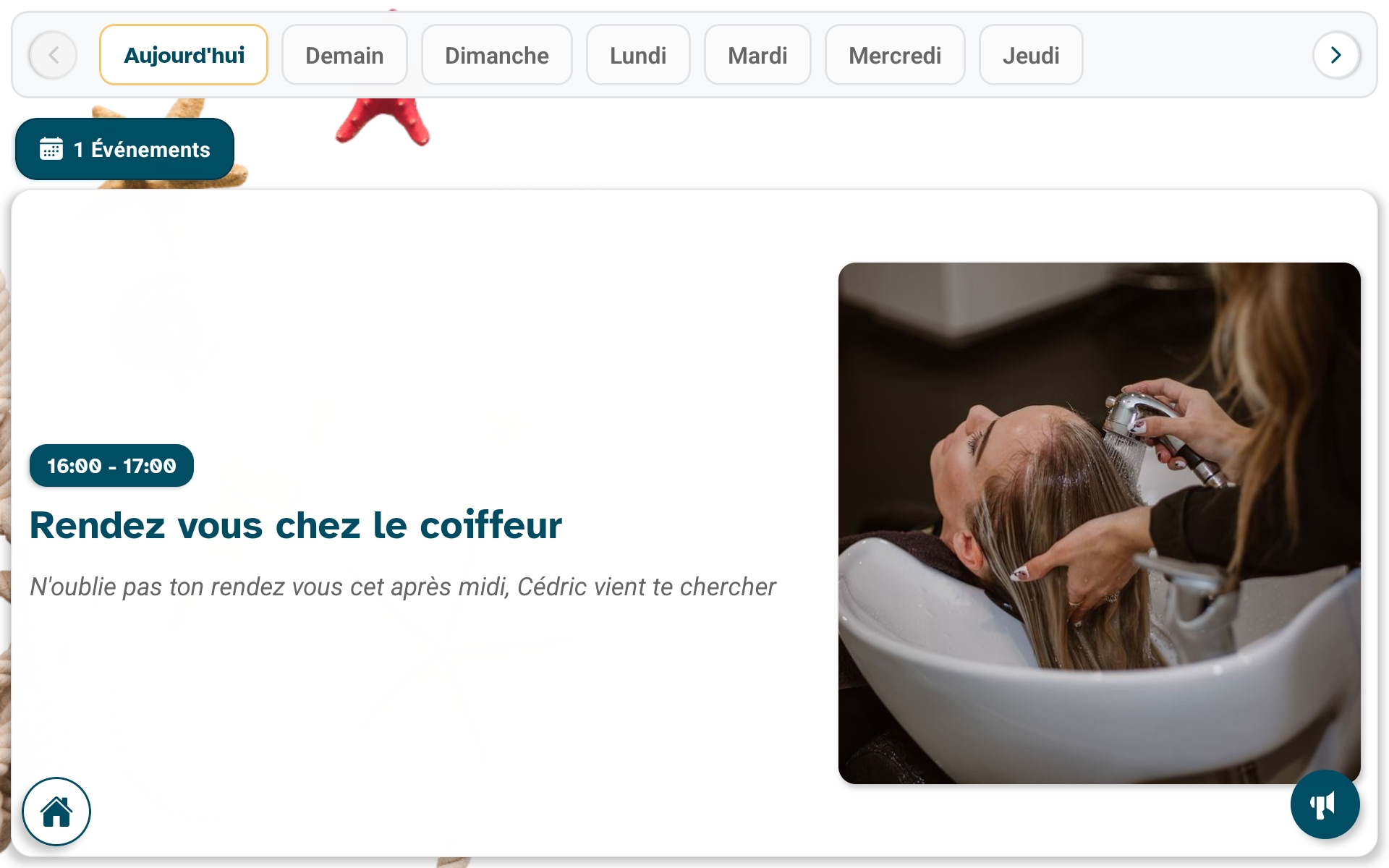 Agenda du jour affiché sur la tablette Marcel avec heure et date visibles